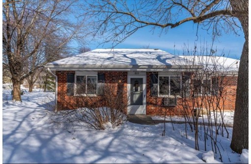 865 Kottke Dr, Madison, WI 53719