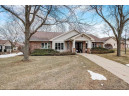 718 Saukdale Way, Madison, WI 53717