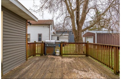 207 2nd St, Brooklyn, WI 53521