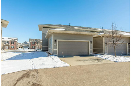 1460 Smithfield Drive, Sun Prairie, WI 53590