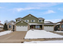 5881 Woodland Dr, Waunakee, WI 53597