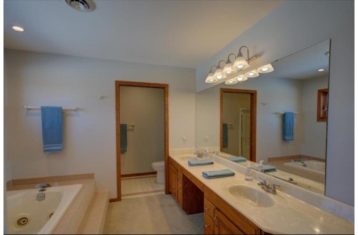 5840 Marsh View Court, Fitchburg, WI 53711