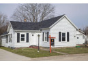 325 N Grand St, Livingston, WI 53554