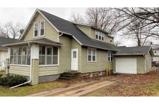 439 N Pine Street, Reedsburg, WI 53959