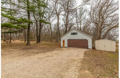 7696 Schneider Rd, Middleton, WI 53562