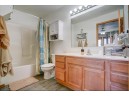 1537 Smithfield Dr, Sun Prairie, WI 53590