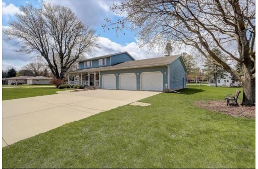 1638 Hall Street, Black Earth, WI 53515