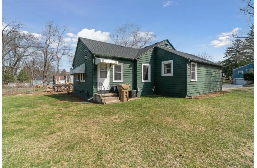 46 S Meadow Ln, Madison, WI 53705