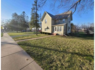 307 Jefferson St Oregon, WI 53575