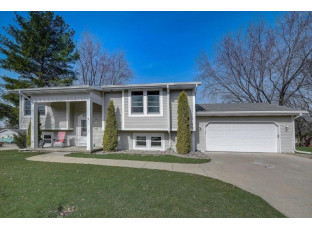 720 Cumberland Ct DeForest, WI 53532