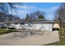 309 Riverview Ct, Portage, WI 53901