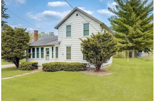 302 S Main Street, Pardeeville, WI 53954