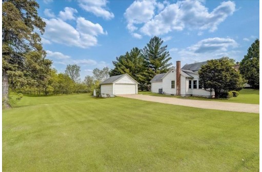 302 S Main Street, Pardeeville, WI 53954