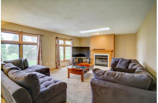 1133 Virdon Drive, Sun Prairie, WI 53590