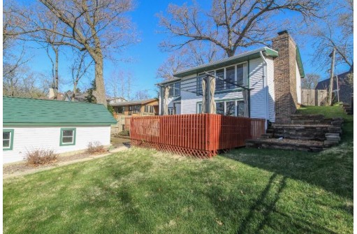 W9384 Ripley Rd, Cambridge, WI 53523