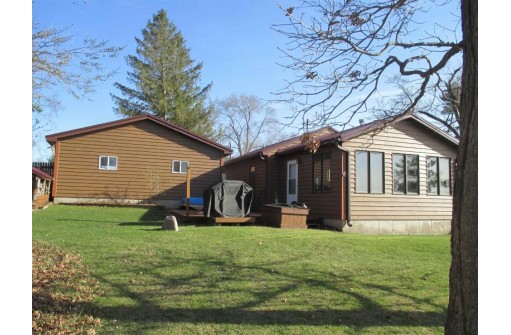 N3031 Lakeview Dr, Montello, WI 53949