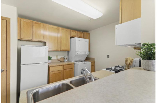 333 W Mifflin Street 2040, Madison, WI 53703