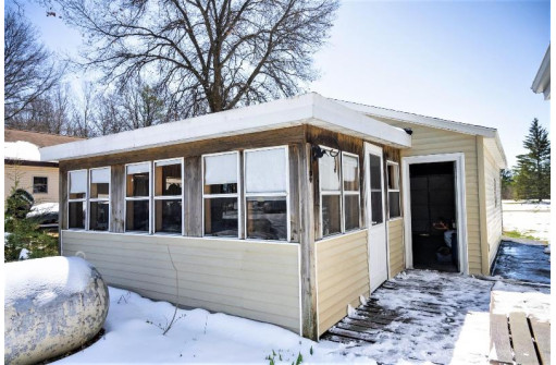 W5902 Whistling Wings Drive, New Lisbon, WI 53950