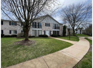 81 Golf Course Road H Madison, WI 53704