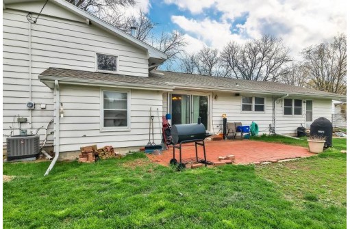 2203 Randolph Road, Janesville, WI 53545