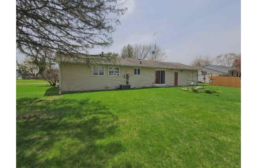 508 Herwig Drive, Pardeeville, WI 53954