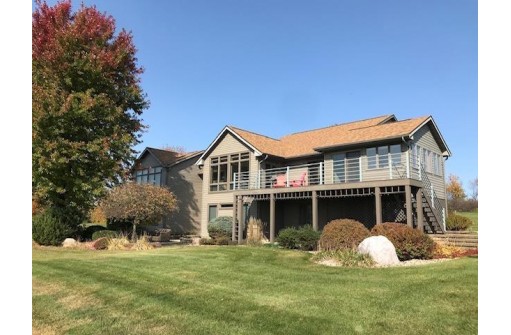 8230 N Riley Rd, Verona, WI 53593