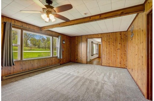 N1859 Blackhawk Island Road, Fort Atkinson, WI 53538