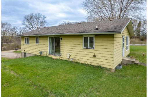 W8115 County Road P, Pardeeville, WI 53954