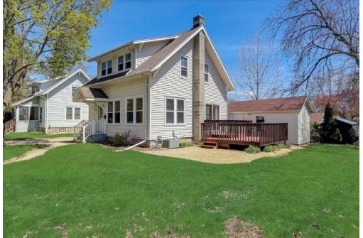 808 East Street, Baraboo, WI 53913