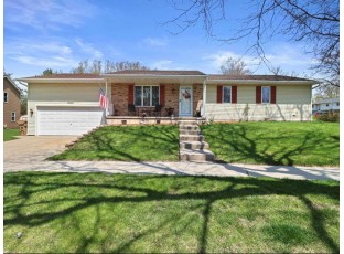 1502 Grafton Rd Madison, WI 53716