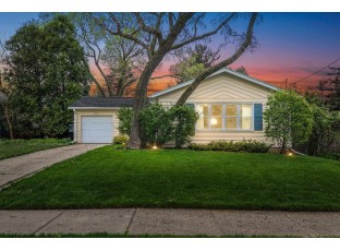 542 Orchard Dr Madison, WI 53711