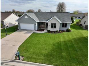 2458 Stonefield Lane Janesville, WI 53546