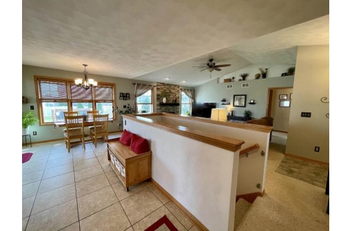 2458 Stonefield Lane, Janesville, WI 53546