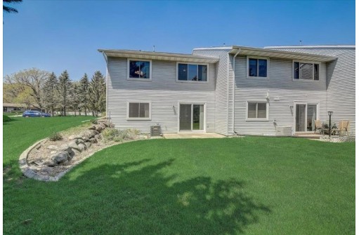 213 Broadway Drive, Sun Prairie, WI 53590