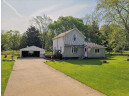 562 Pease Road, Pardeeville, WI 53954