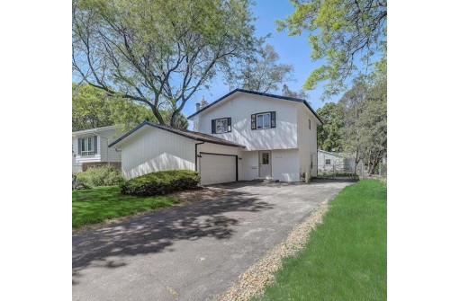 6118 Raymond Road, Madison, WI 53711