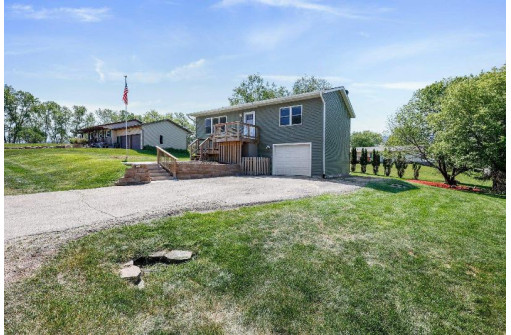 506 Ty Trail, Barneveld, WI 53507