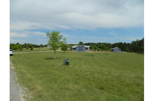 L22 Oak Terrace, Pardeeville, WI 53954