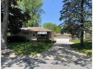 4706 Steinhauer Tr Madison, WI 53716