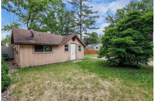 6013 South Court, McFarland, WI 53558