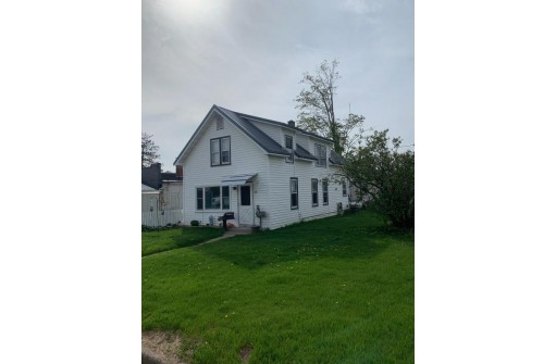 116 Juneau Street, Lyndon Station, WI 53944