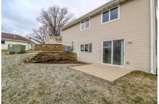 112 Buckingham Court 212, Cambridge, WI 53523