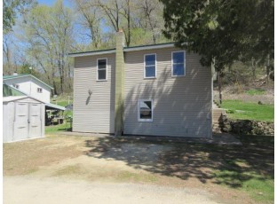 7280 Closing Dam Road Cassville, WI 53806