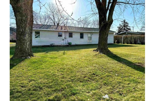 1007 S 15th Street, Prairie Du Chien, WI 53821-2319