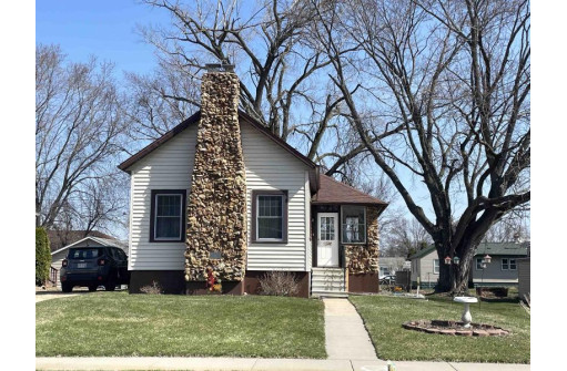 809 Prairie Street, Mauston, WI 53948