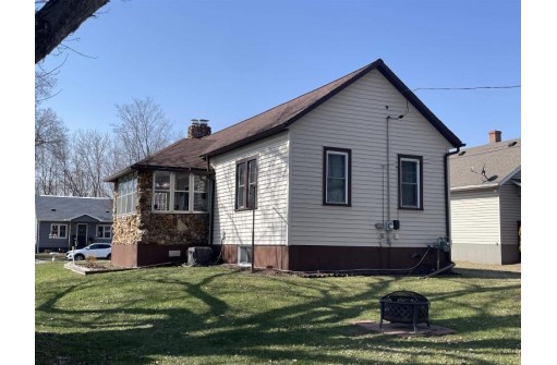 809 Prairie Street, Mauston, WI 53948