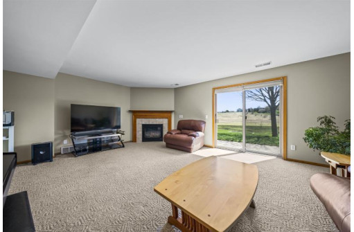 8605 Ellington Way, Middleton, WI 53562