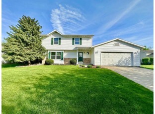 672 Sumac Street Oregon, WI 53575