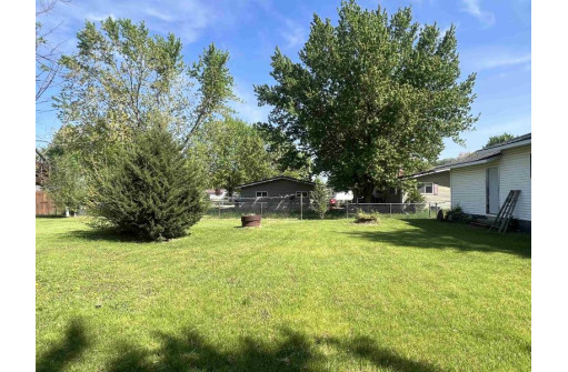 1317 S 16th Street, Prairie Du Chien, WI 53821