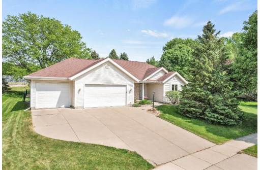 4007 Valley Ridge Road, Middleton, WI 53562